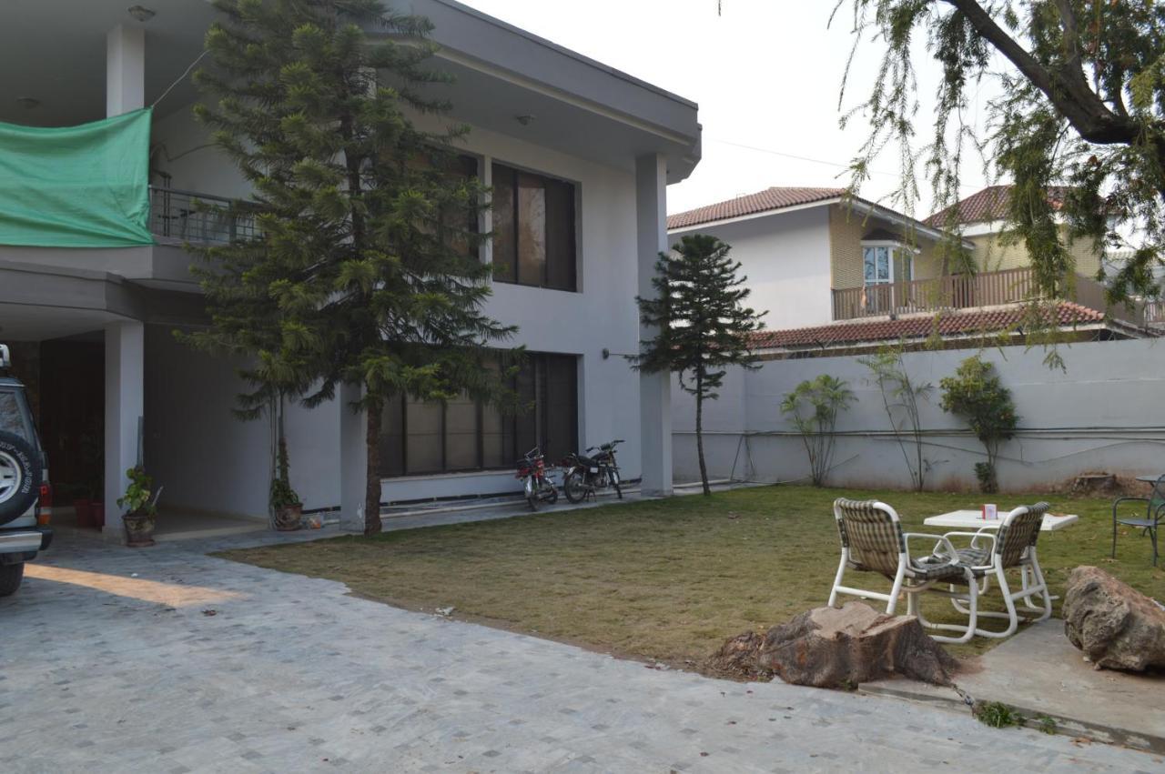 Bed and Breakfast Royal Manor F-10 Islamabad Zewnętrze zdjęcie