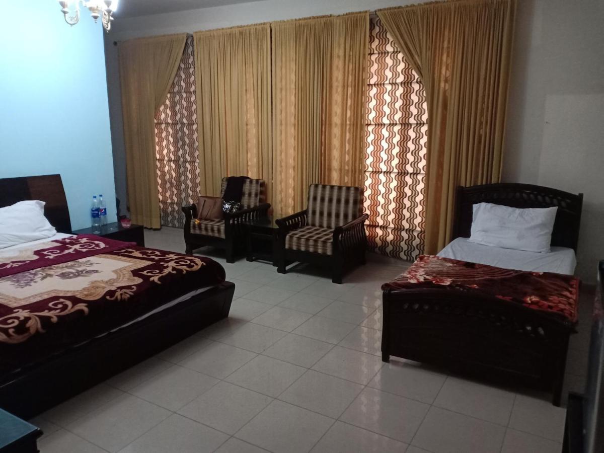 Bed and Breakfast Royal Manor F-10 Islamabad Zewnętrze zdjęcie