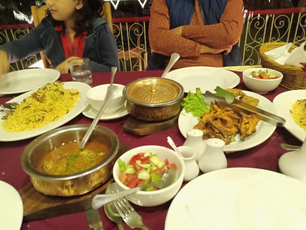 Bed and Breakfast Royal Manor F-10 Islamabad Zewnętrze zdjęcie